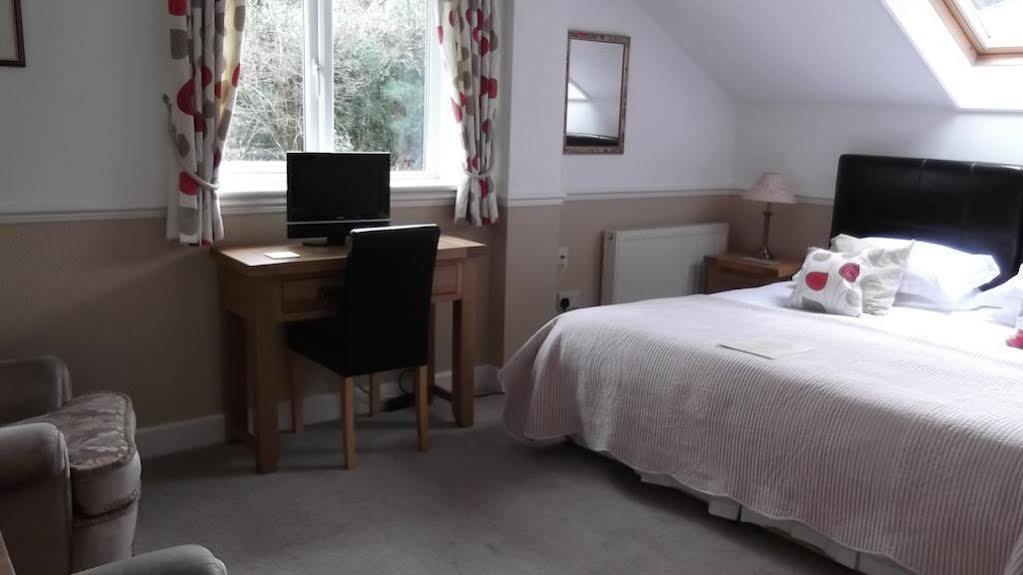 Lyndhurst Guest House Ulverston Buitenkant foto